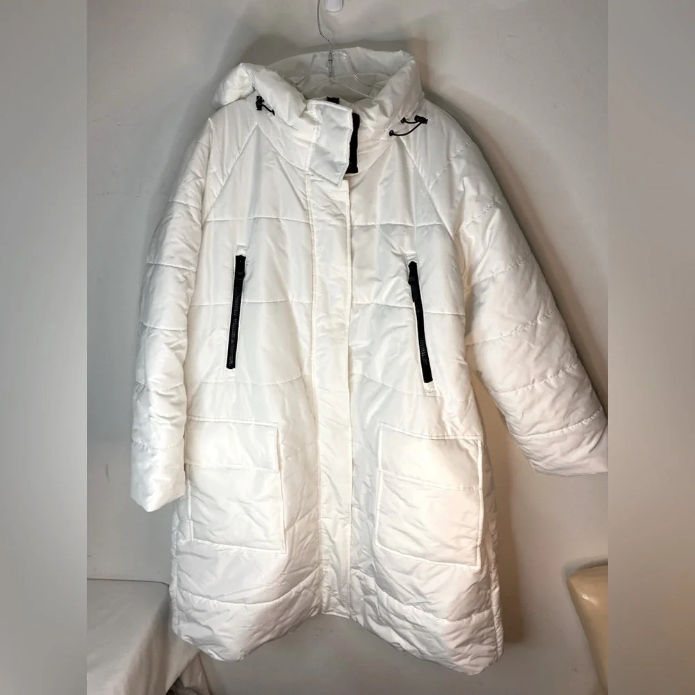 Susan Graver White long Puffer Jacket Women’s 2X.